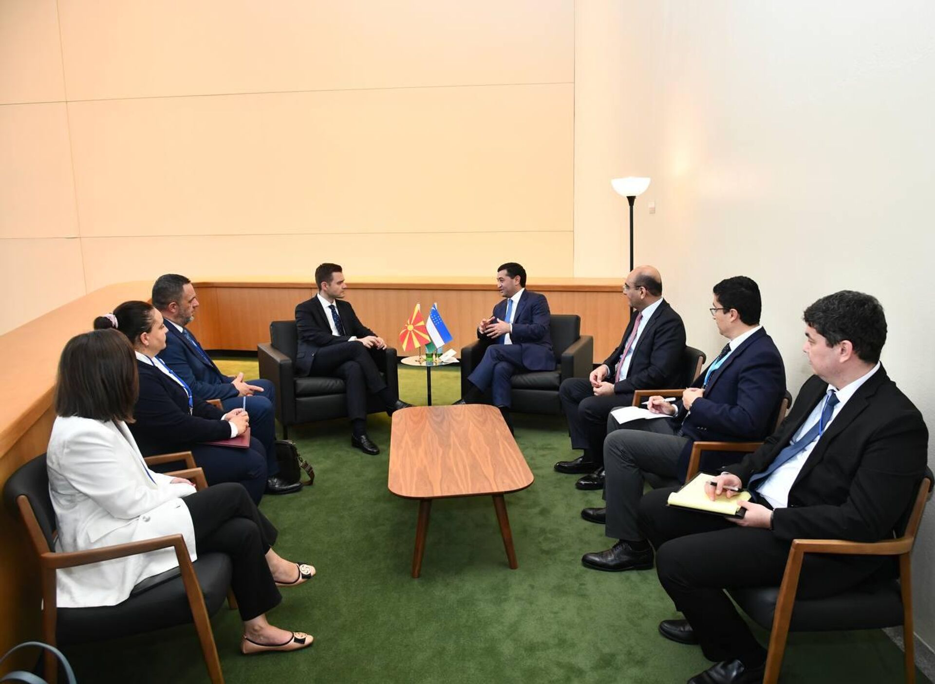 Бахтиёр Саидов провёл встречу - Sputnik Узбекистан, 1920, 26.09.2025