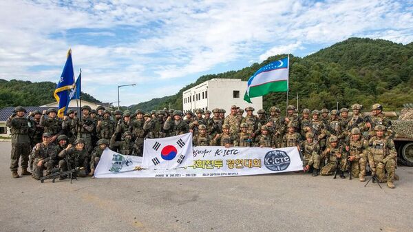 В Корее прошли Международные соревнования по научно-боевой подготовке. - Sputnik Узбекистан