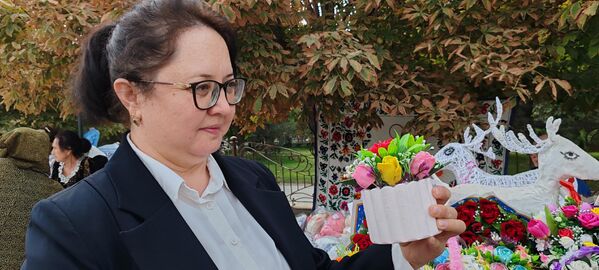  В Самарканде прошла необычная ярмарка игрушек и цветов. - Sputnik Узбекистан