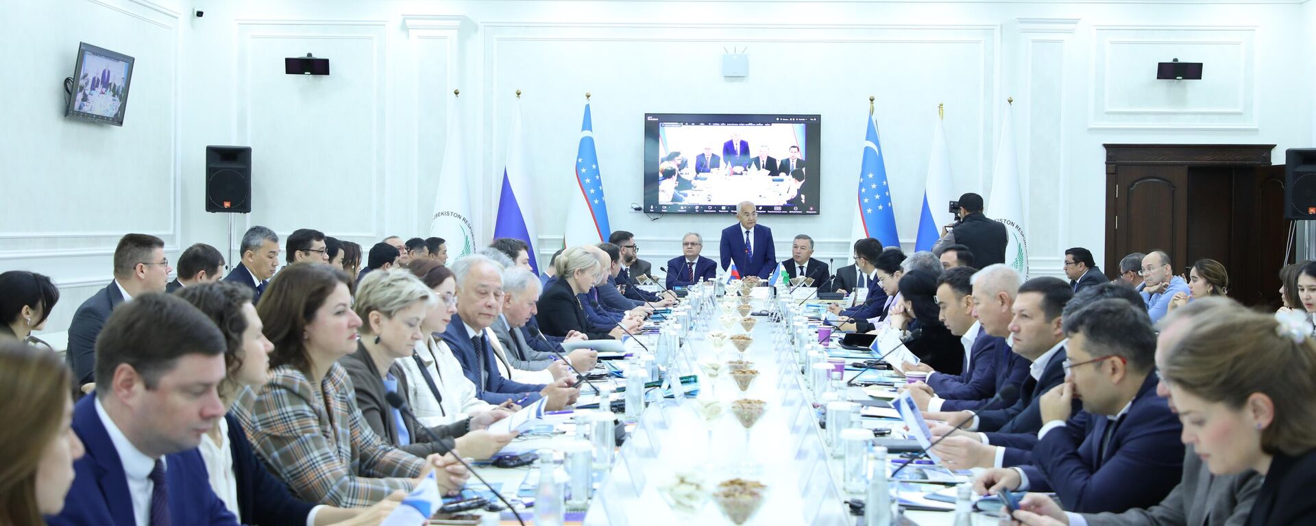 в Ташкенте состоялся узбекско-российский круглый стол на тему Совершенствование миграционной политики в рамках формирования единого рынка труда СНГ. - Sputnik Узбекистан, 1920, 03.10.2025