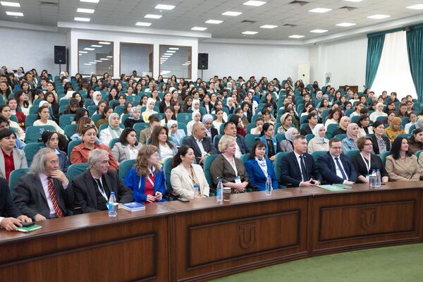 Российские учёные проводят лекции для молодёжи Узбекистана - Sputnik Ўзбекистон