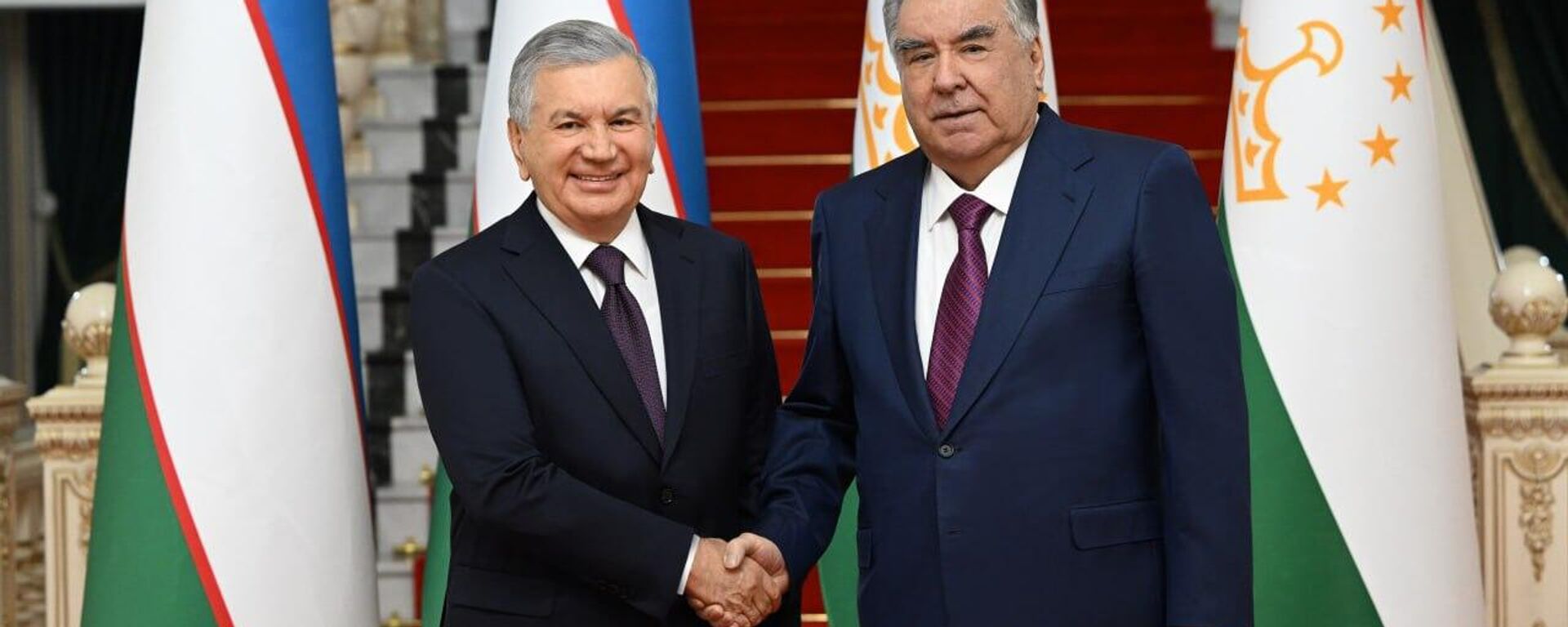Встреча президента Узбекистана Шавката Мирзиёева и президента Таджикистана Эмомали Рахмона. - Sputnik Ўзбекистон, 1920, 09.10.2025