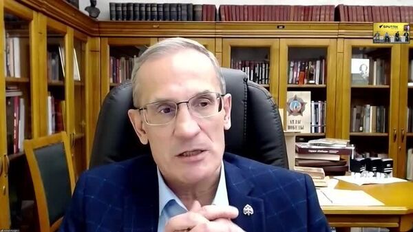 Что перевозили в Узбекистан в годы Великой Отечественной войны кроме промышленных предприятий? - Sputnik Узбекистан