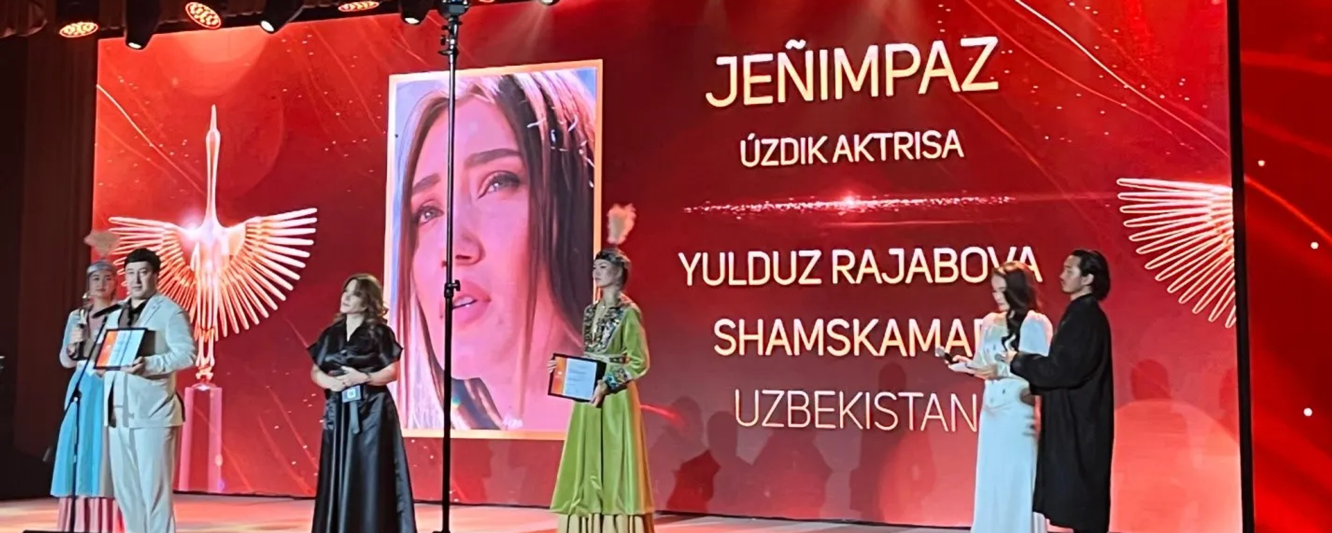 На международном кинофестивале Юлдуз Раджабова была признана Лучшей актрисой - Sputnik Ўзбекистон, 1920, 14.10.2025