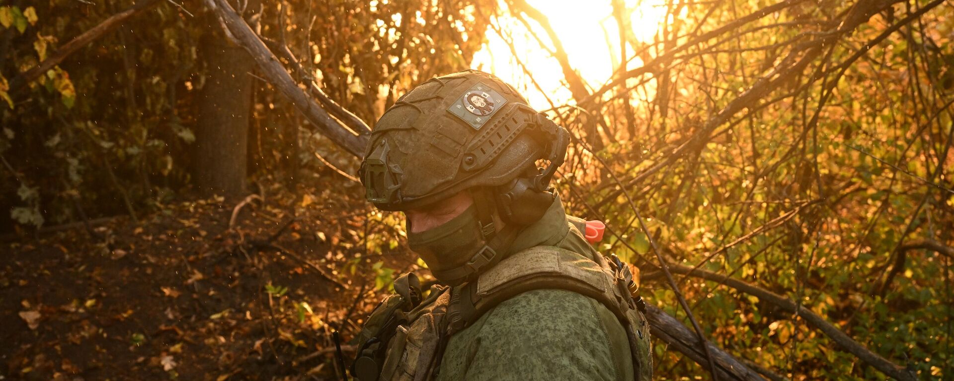 Боевая работа танка Т-72 группировки войск Центр - Sputnik Узбекистан, 1920, 01.11.2025