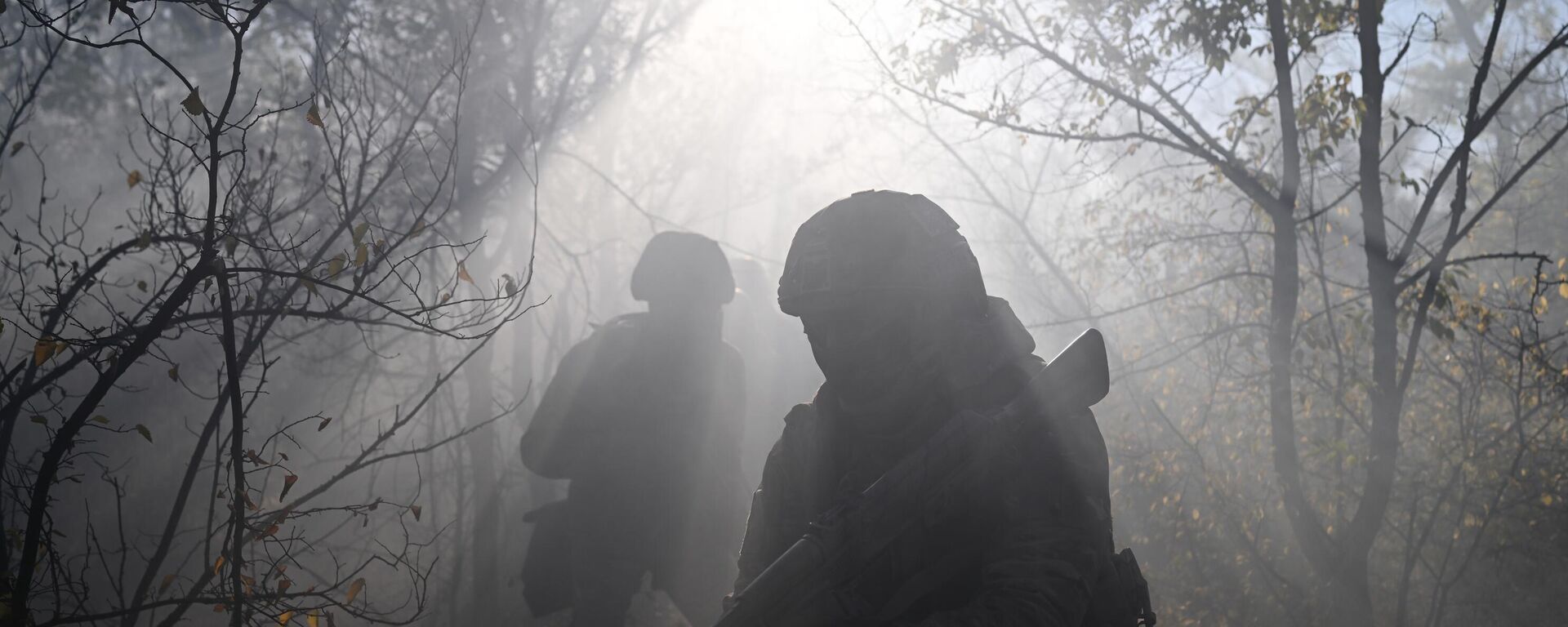 Тренировка штурмовиков группировки войск Южная в зоне СВО - Sputnik Узбекистан, 1920, 10.11.2025