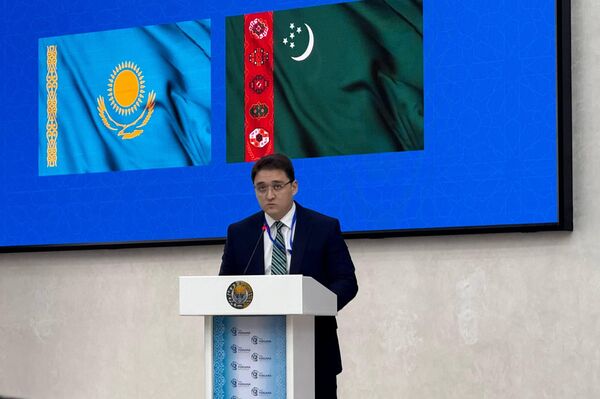 Усманов - Sputnik Узбекистан