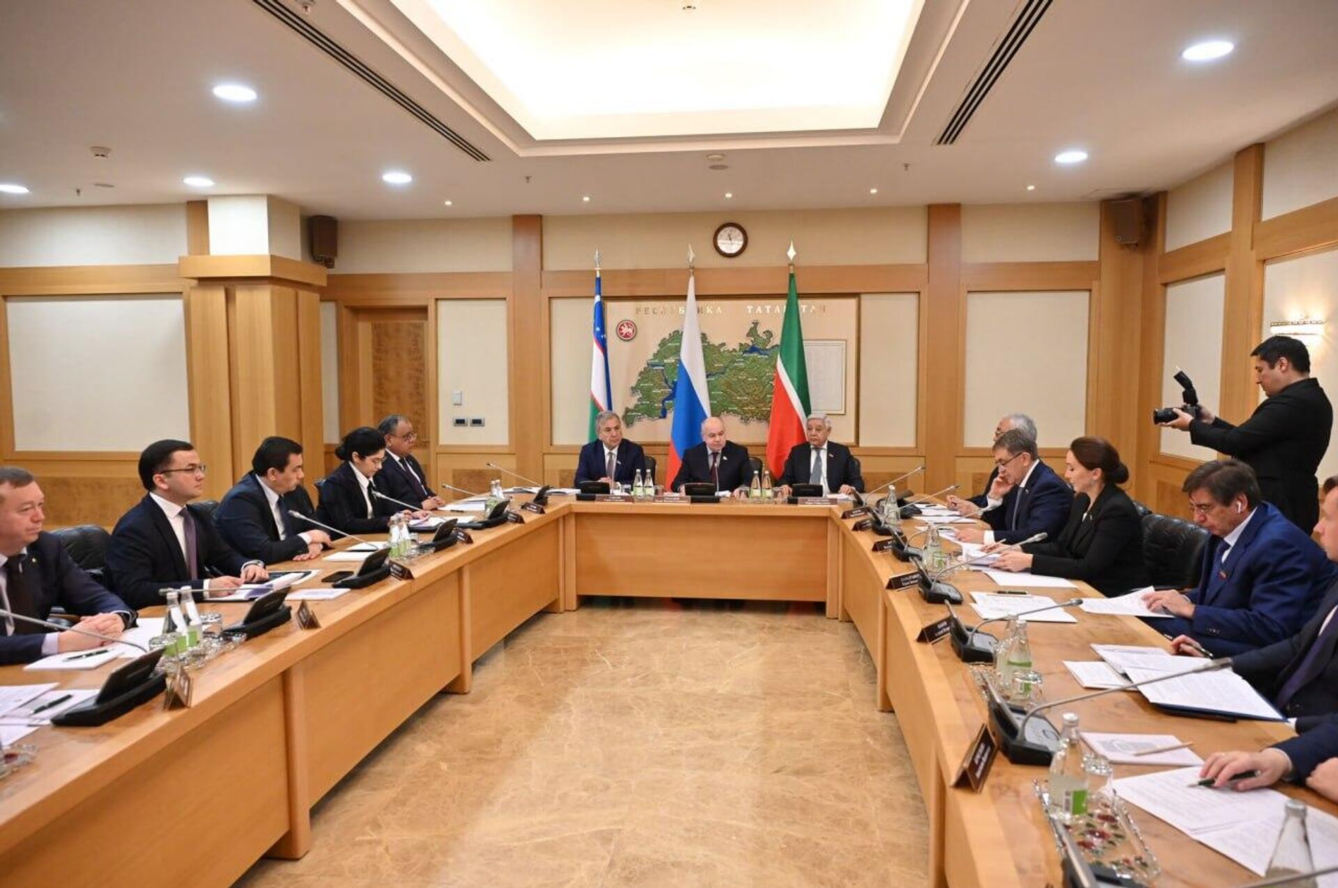 Парламентарии России и Узбекистана отметили рост объема взаимной торговли на 6,5% - Sputnik Узбекистан, 1920, 16.10.2025