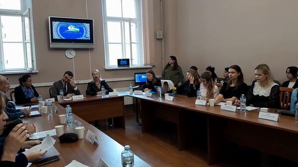 В Московском государственном лингвистическом университете отметили День узбекского языка - Sputnik Узбекистан