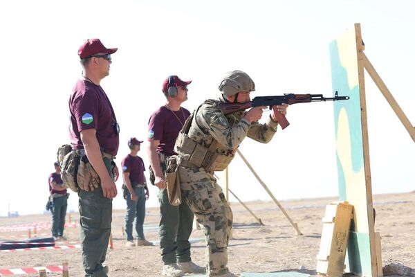 На полигоне Каттакурган Центрального военного округа проводятся совместные военные учения Бирлик – 2025. - Sputnik Узбекистан