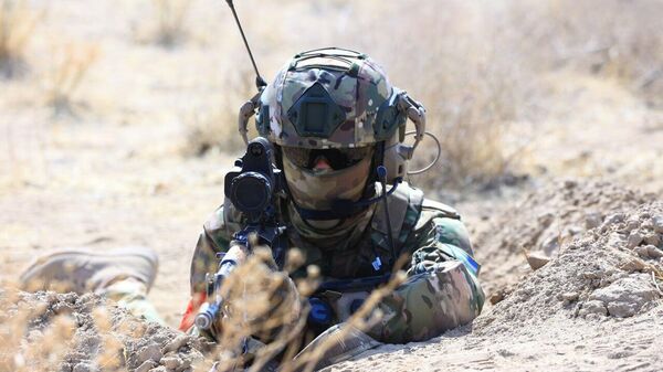 На полигоне Каттакурган Центрального военного округа проводятся совместные военные учения Бирлик – 2025. - Sputnik Узбекистан