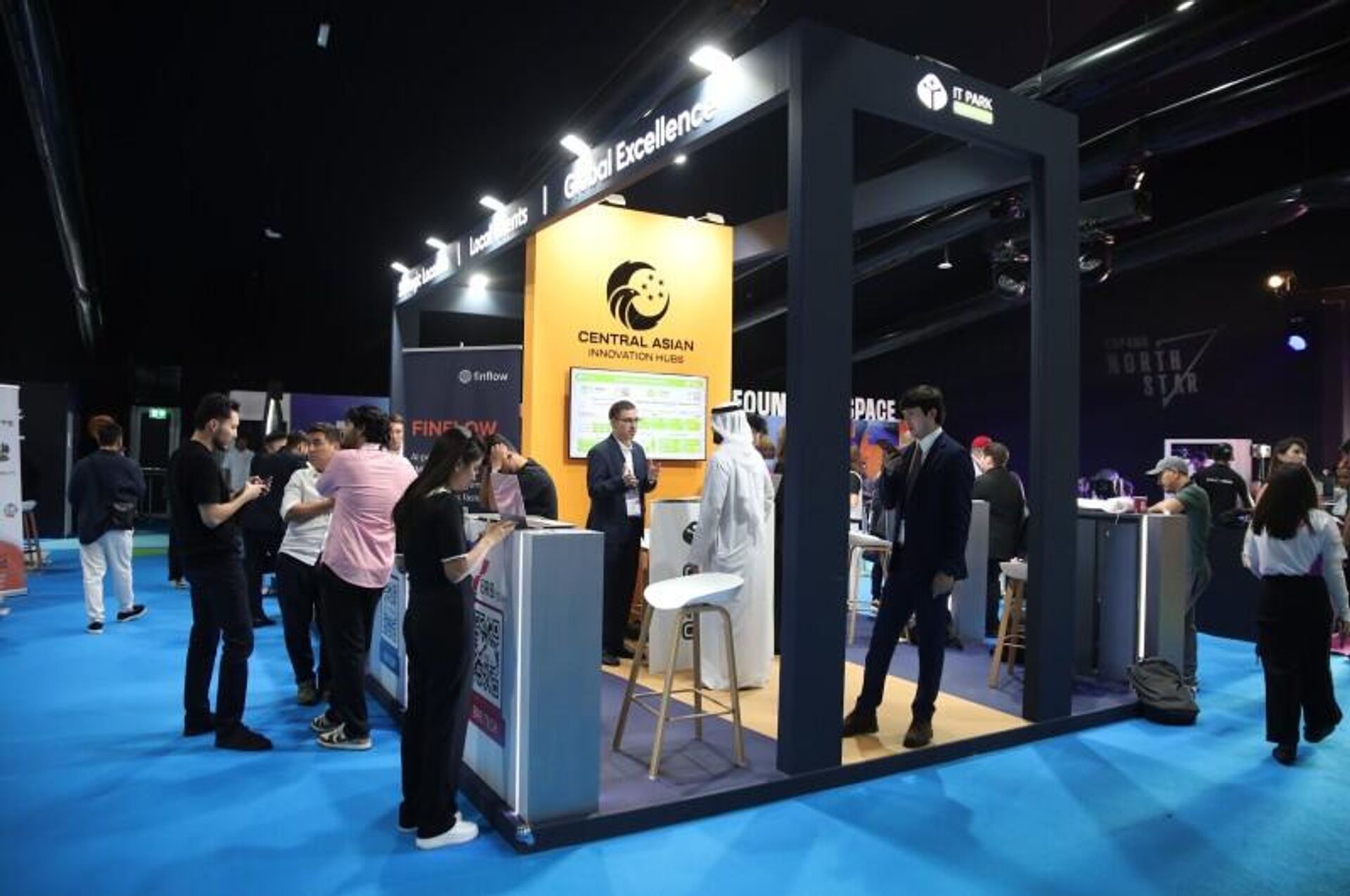 Узбекистан принял участие выставке GITEX Global в Дубае. Узбекистан принял участие выставке GITEX Global в Дубае. - Sputnik Узбекистан, 1920, 18.10.2025
