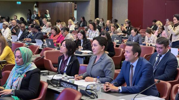 Делегация парламента приняла участие в женском форуме и встрече с координатором МОТ - Sputnik Ўзбекистон