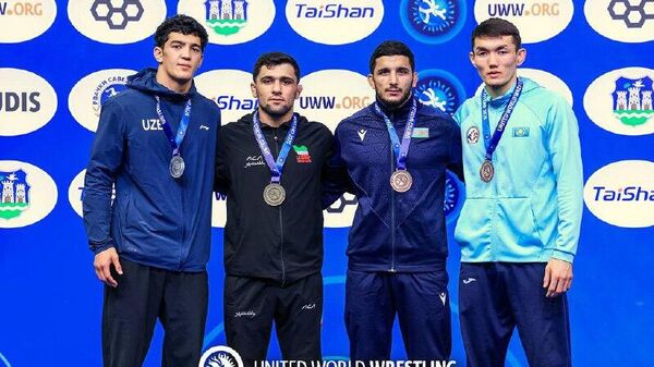 Греко-римские борцы из Узбекистана завоевали призовые места на чемпионате мира U23 в Сербии - Sputnik Узбекистан