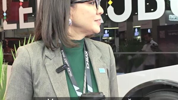 Первый электробус узбекского производства представили на выставке Automechanika Tashkent 2025 - Sputnik Узбекистан