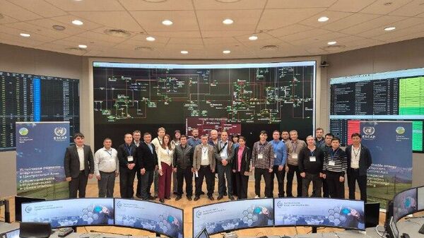 Энергетики стран Центральной Азии обменялись опытом на площадке ЕАБР и ЭСКАТО ООН - Sputnik Узбекистан