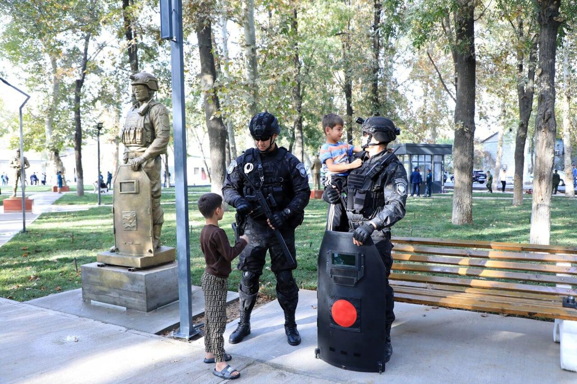Открытие нового здания ОВД в Ташкенте Открытие нового здания ОВД в Ташкенте - Sputnik Ўзбекистон, 1920, 25.10.2025