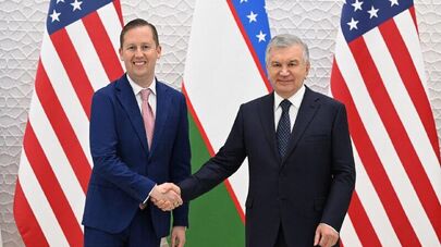 Президент Узбекистана принял делегацию во главе со спецпосланником Президента США по Южной и Центральной Азии Серджио Гором