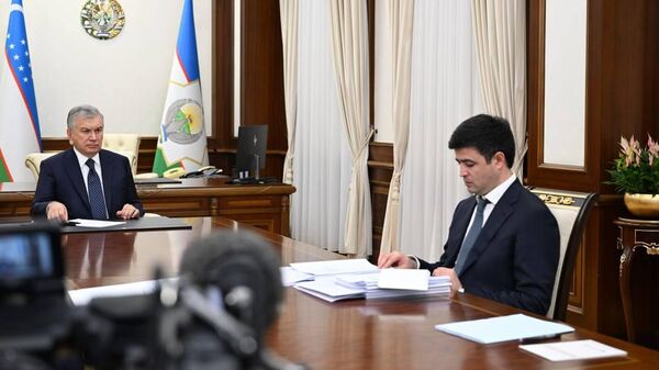 Шавкат Мирзиёев ознакомился с презентацией о внедрении международного опыта геологическую сферу - Sputnik Ўзбекистон