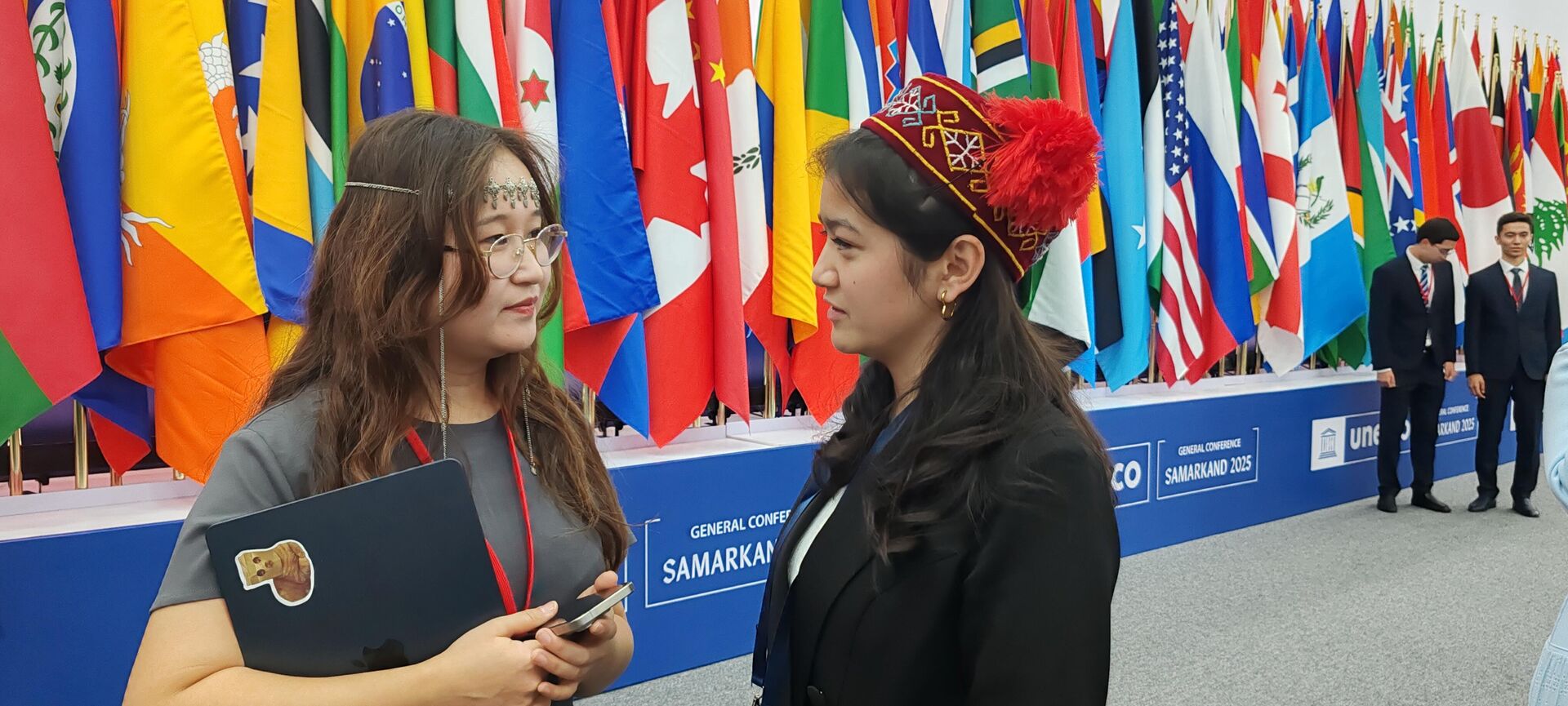 В Самарканде проходит 14-й молодёжный форум ЮНЕСКО - Sputnik Узбекистан, 1920, 28.10.2025