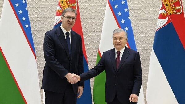 В резиденции Куксарой состоялись переговоры президентов Узбекистана и Сербии с участием официальных делегаций - Sputnik Узбекистан