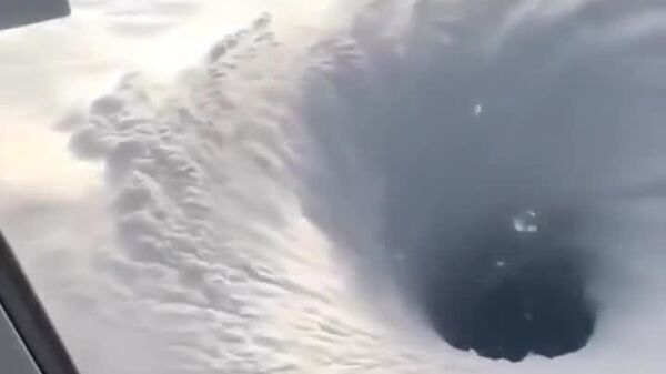 По меньшей мере три человека погибли на Ямайке из-за урагана Мелисса в Карибском море, сообщил глава минздрава страны Кристофер Тафтон - Sputnik Узбекистан