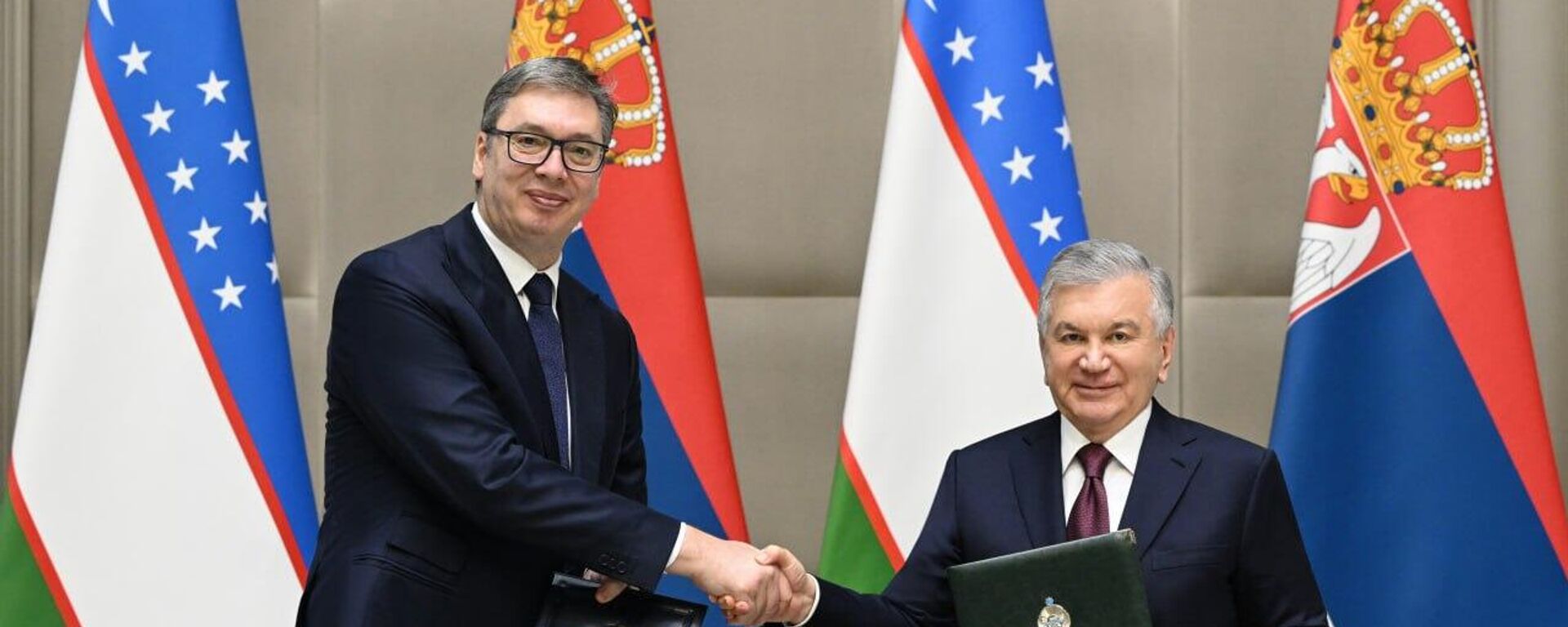 Президенты Узбекистана и Сербии подписали Совместную декларацию - Sputnik Ўзбекистон, 1920, 29.10.2025