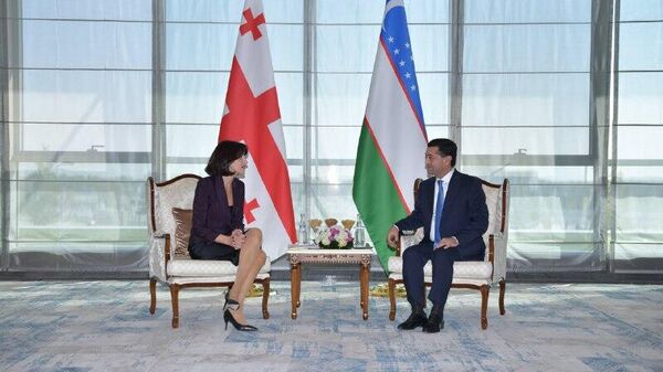 Главы МИД Узбекистана и Грузии провели встречу на полях Генконференции ЮНЕСКО в Самарканде - Sputnik Узбекистан