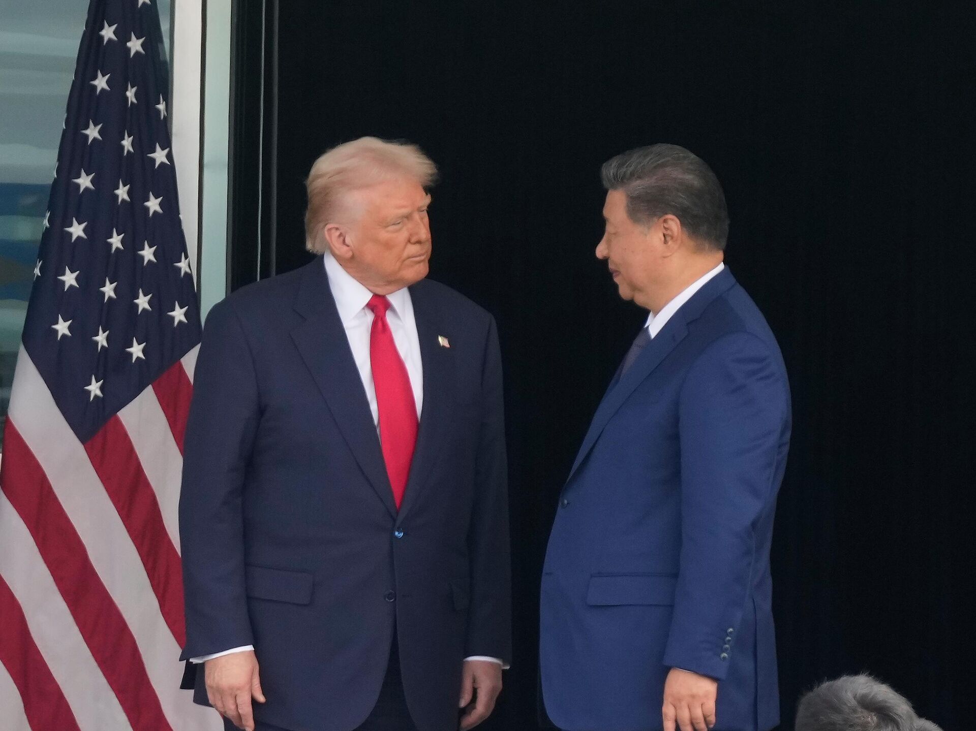 Сюзан Цезарьға транспорнография әкелді