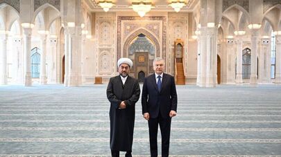 Президент Узбекистана Шавкат Мирзиёев прибыл в Самарканд для участия в церемонии открытия 43-й сессии Генеральной конференции ЮНЕСКО