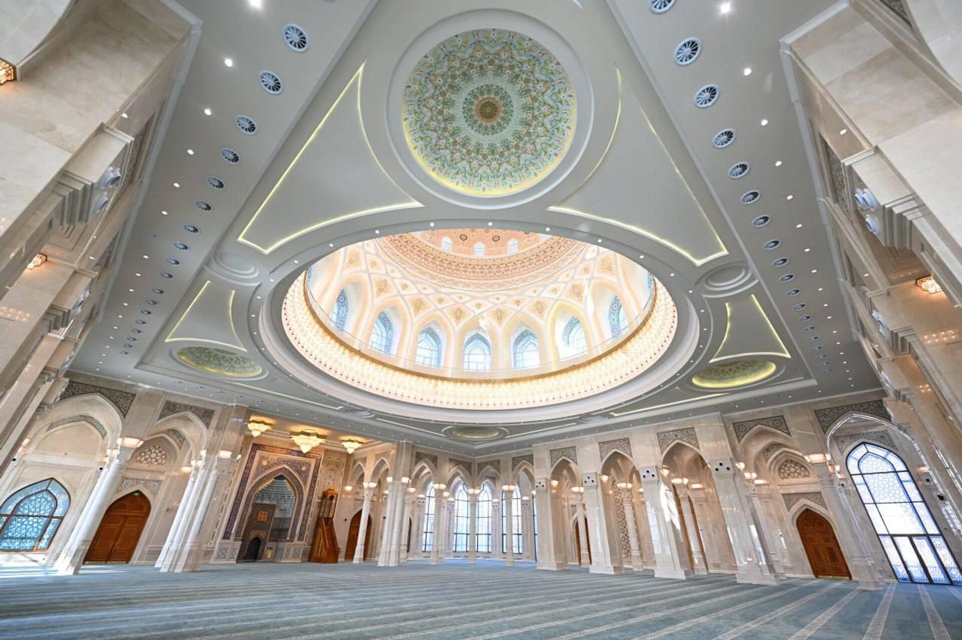 Мавзолей Имама Бухари в Самарканде - Sputnik Узбекистан, 1920, 30.10.2025