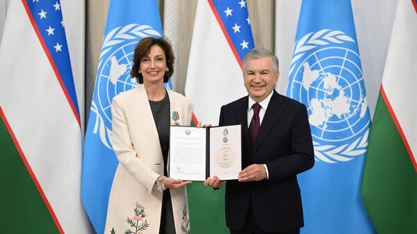 Шавкат Мирзиёев принял генерального директора ЮНЕСКО Одри Азуле. - Sputnik Ўзбекистон