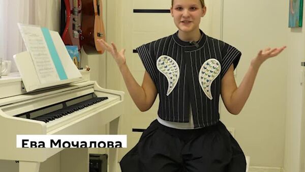 Еве Мочаловой всего 13 лет, но за ее плечами уже участие в проектах Голос - Sputnik Узбекистан