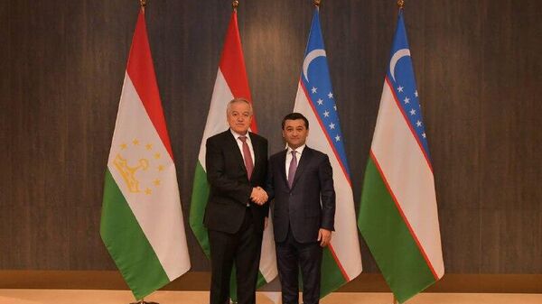 Главы МИД Узбекистана и Таджикистана провели переговоры в Самарканде  - Sputnik Узбекистан