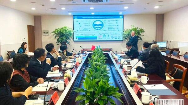 Наманганский государственный университет договорился об академическом обмене с рядом вузов Китая - Sputnik Узбекистан