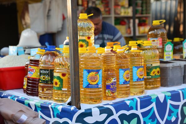 Подсолнечное масло
 - Sputnik Узбекистан