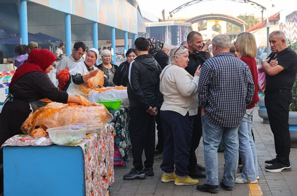 Ханум — знаменитое паровое блюдо узбекской кухни - Sputnik Узбекистан