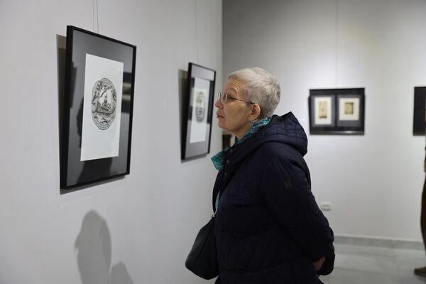 Персональная выставка художника Яниса Кириакидиса - Sputnik Узбекистан