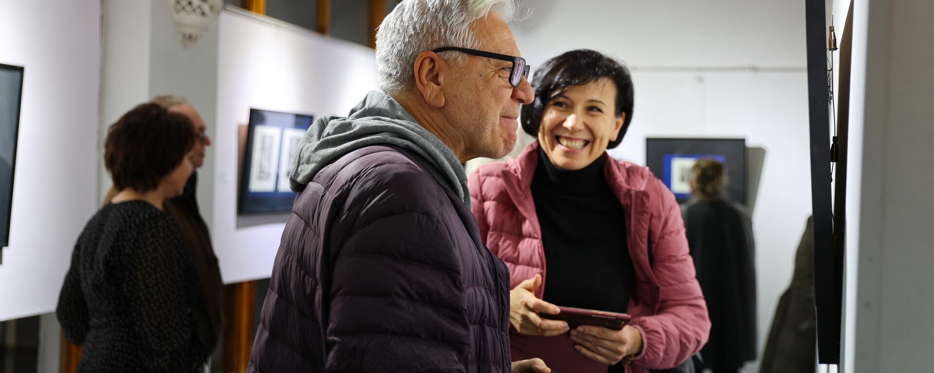 Персональная выставка художника Яниса Кириакиди'са Персональная выставка художника Яниса Кириакиди'са - Sputnik Ўзбекистон, 1920, 05.11.2025