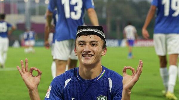 Сборная Узбекистана по футболу с победы начала свое участие на чемпионате мира U-17 - Sputnik Узбекистан