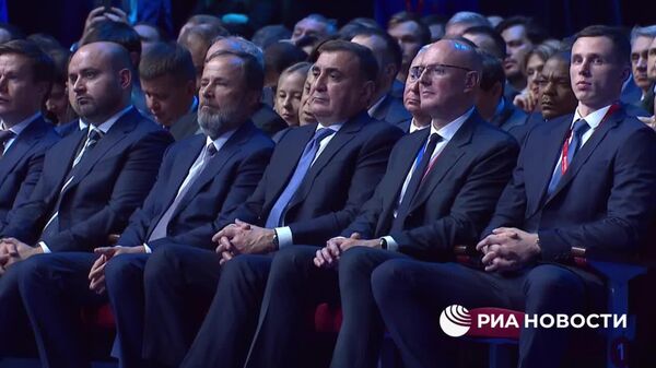 Путин на форуме Россия – спортивная держава в Самаре поблагодарил партнеров России, принявших решение о восстановлении прав паралимпийского комитета - Sputnik Узбекистан