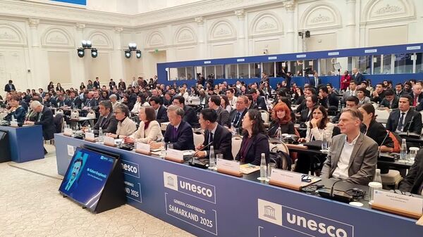 ЮНЕСКО и Узбекистан наградили первых лауреатов премии имени Аль-Беруни - Sputnik Узбекистан