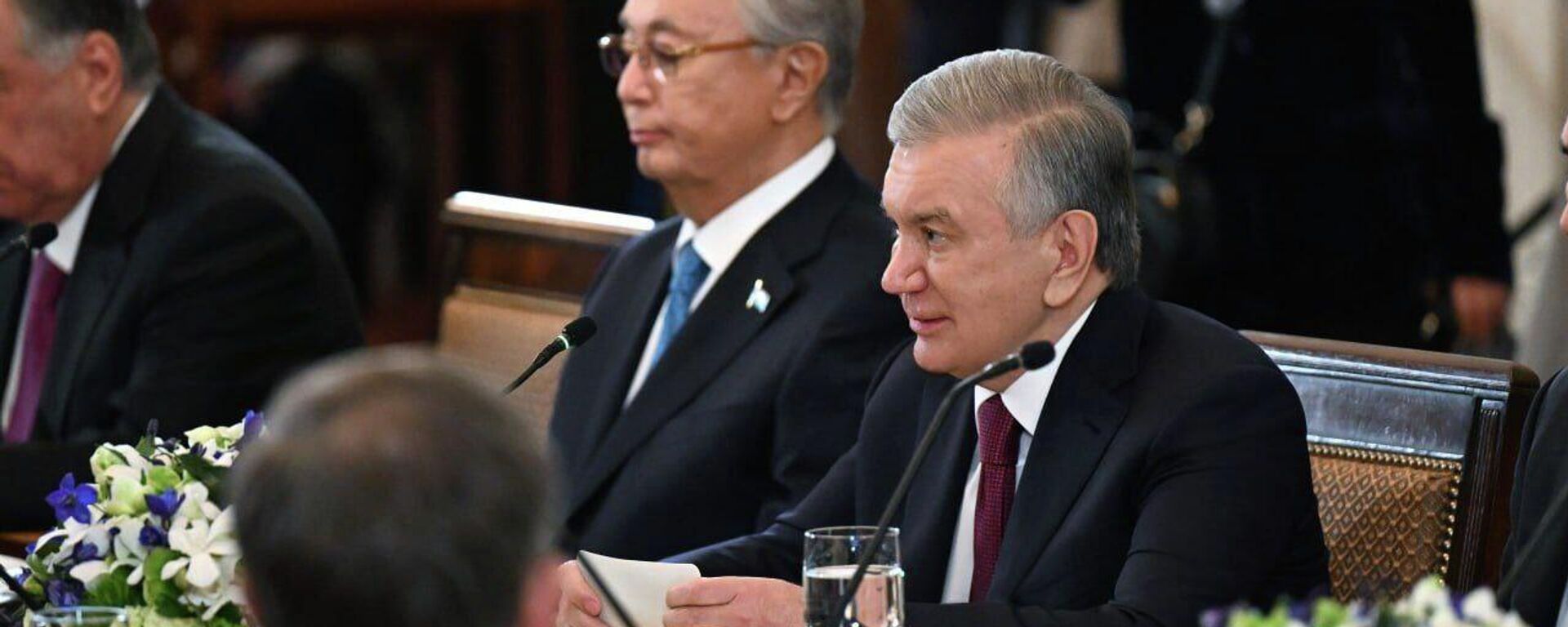 Шавкат Мирзиёев принял участие в саммите лидеров стран Центральной Азии и США в формате C5+1. - Sputnik Узбекистан, 1920, 07.11.2025