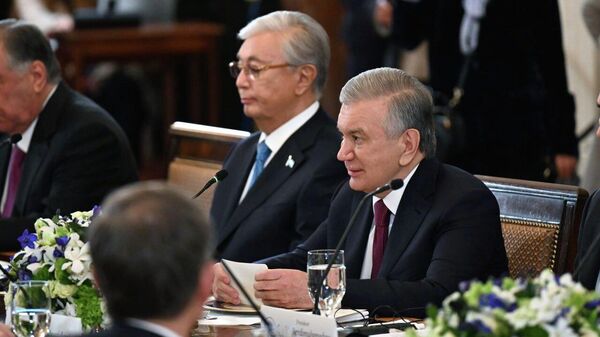 Шавкат Мирзиёев принял участие в саммите лидеров стран Центральной Азии и США в формате C5+1. - Sputnik Ўзбекистон