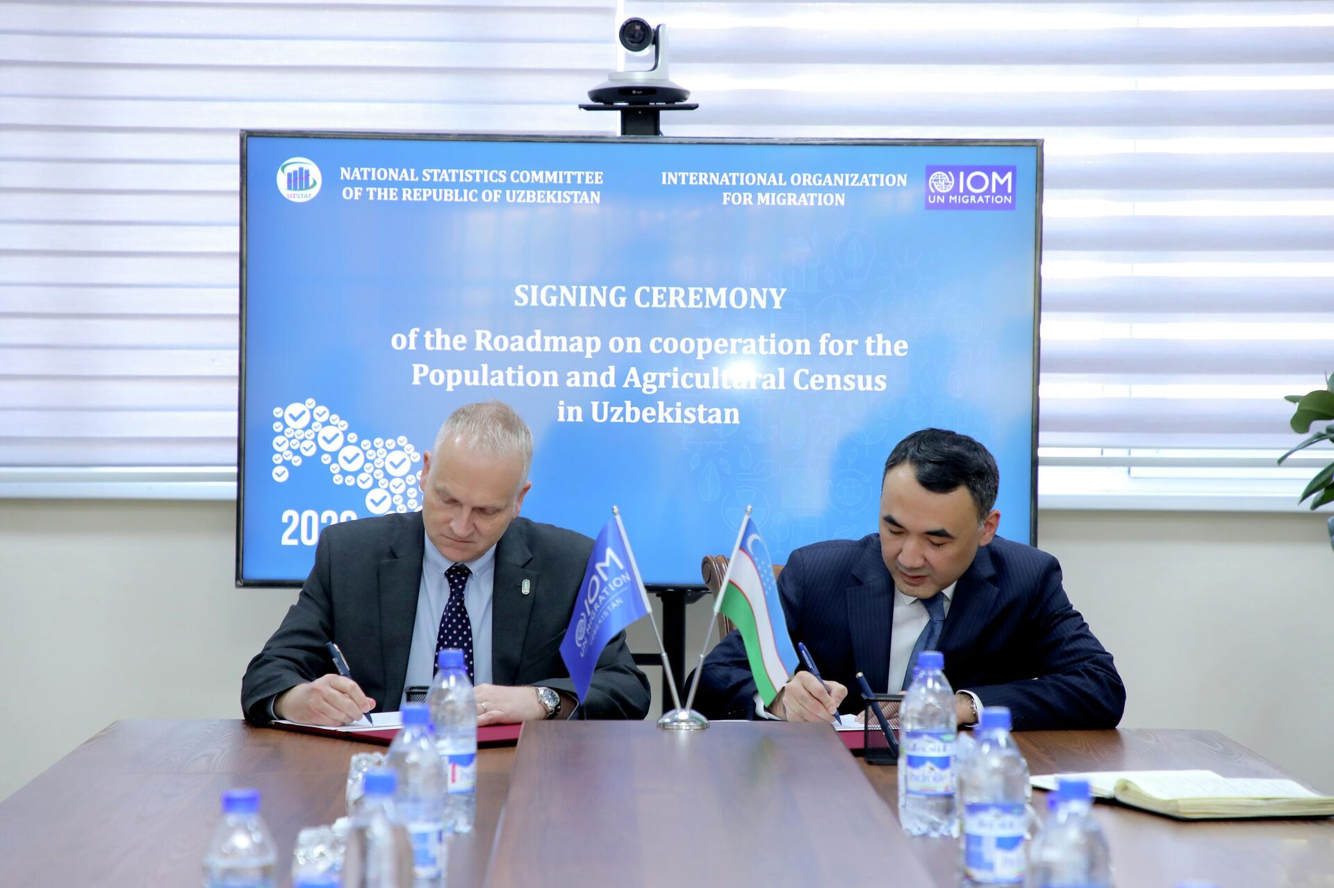 В Национальном комитете Узбекистан по статистике состоялась встреча с представительством Международной организации по миграции в Узбекистане. - Sputnik Узбекистан, 1920, 07.11.2025