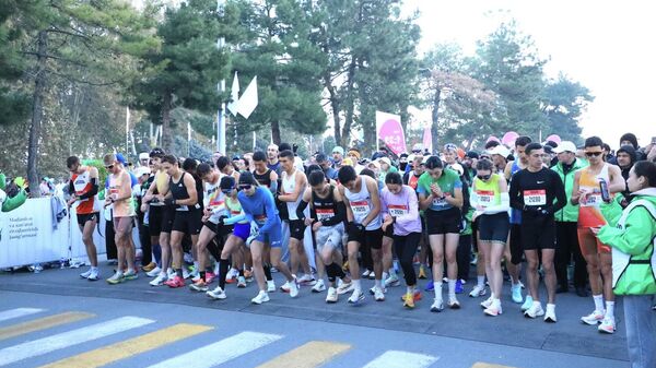 В Самарканде прошел Samarkand Marathon-2025 - Sputnik Ўзбекистон