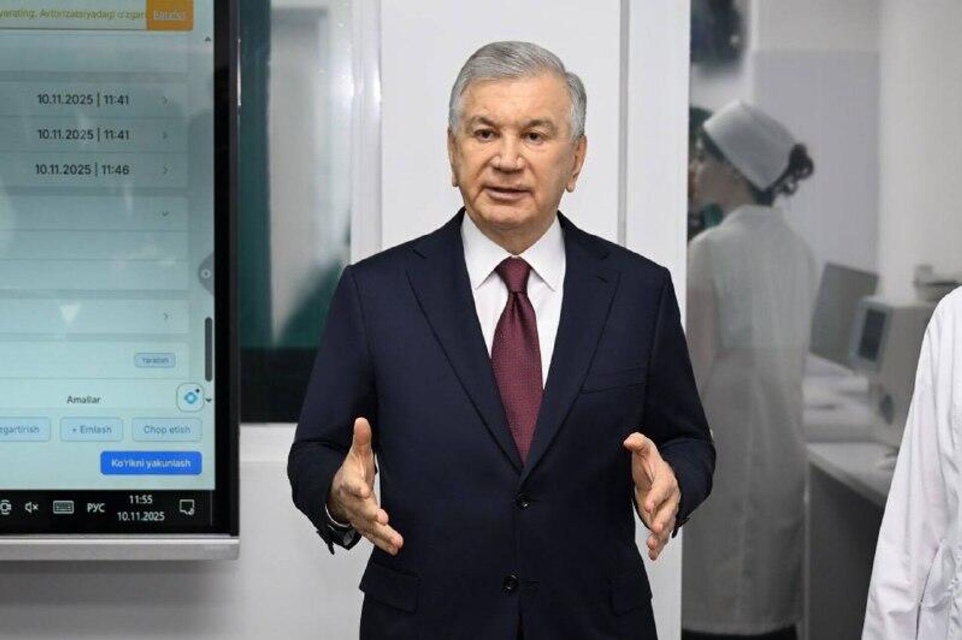 Шавкат Мирзиёев поручил продолжить цифровизацию медицинской сферы ускоренными темпами - Sputnik Узбекистан, 1920, 10.11.2025