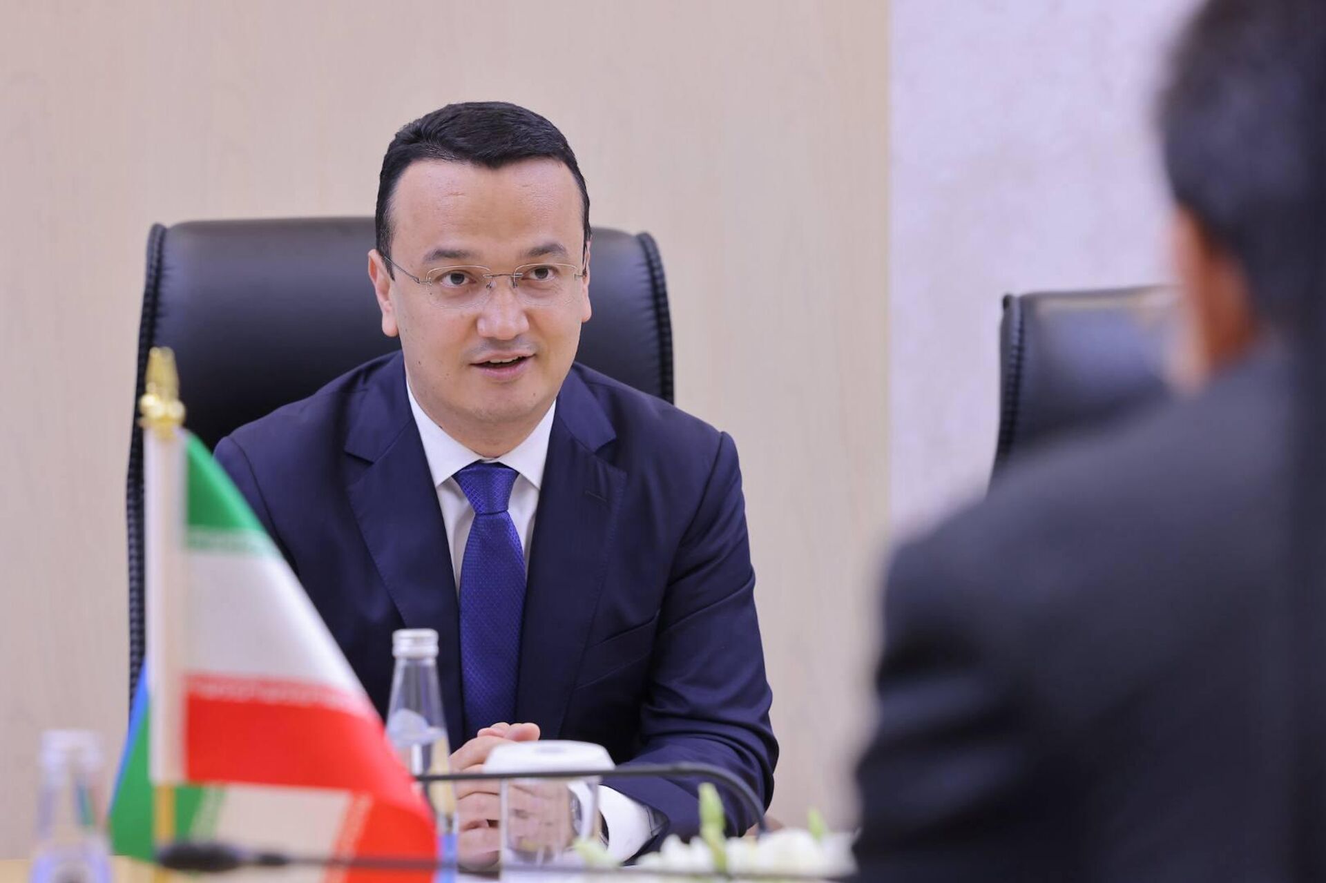 Глава МИПТ Лазиз Кудратов провел встречу с министром промышленности, шахт и торговли Ирана Мохаммадом Атабаком - Sputnik Узбекистан, 1920, 11.11.2025