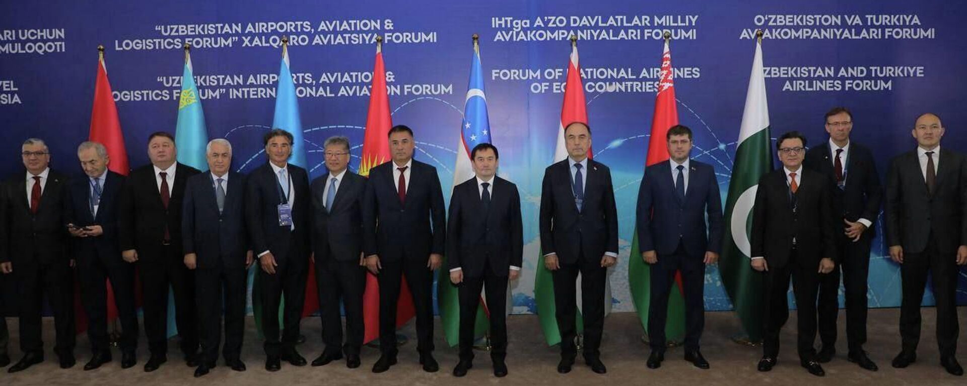 В Ташкенте проходят международные мероприятия, охватывающих ключевые направления транспортной сферы - Sputnik Ўзбекистон, 1920, 11.11.2025