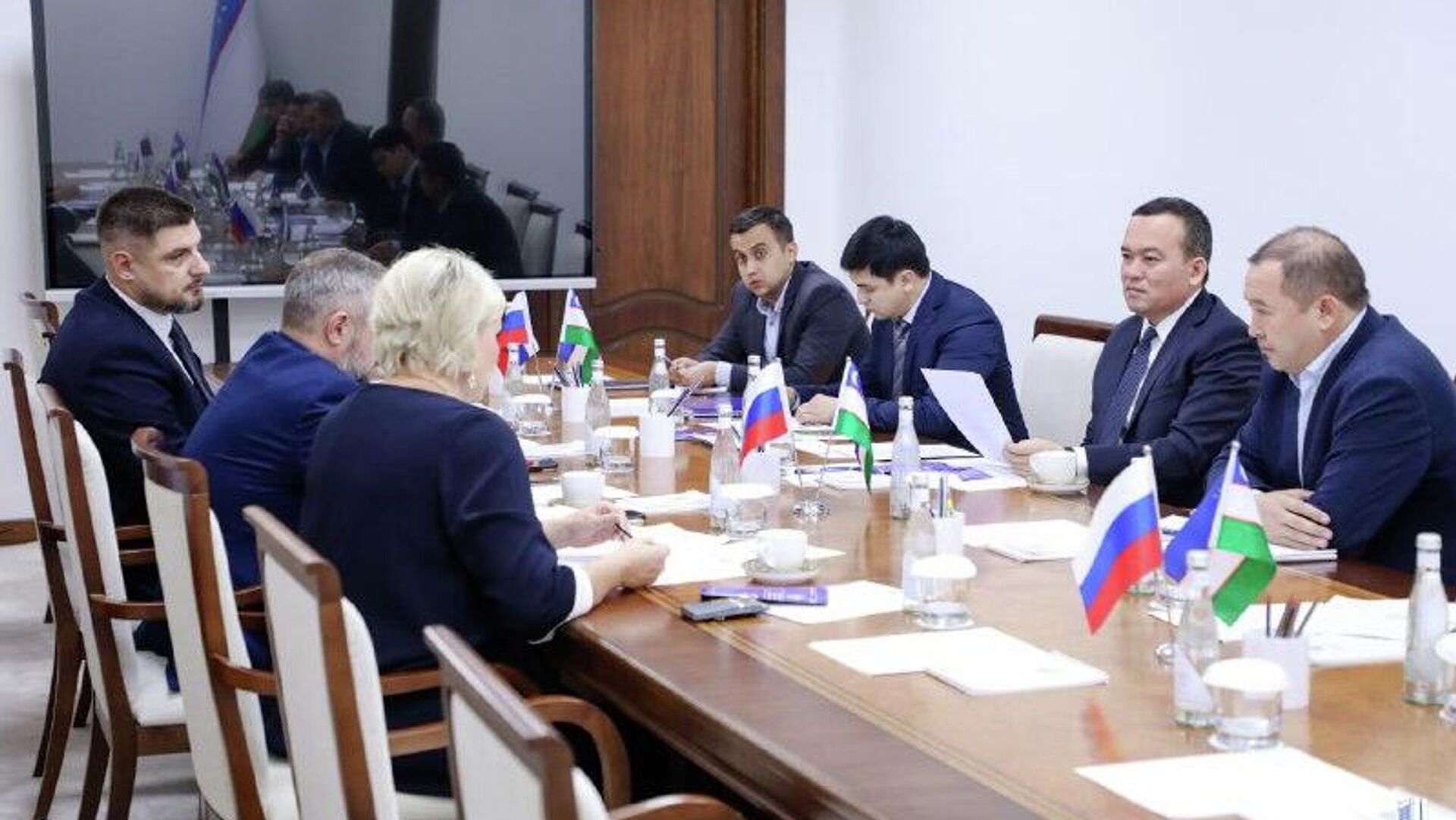 Сурхандарья и Санкт-Петербург наладят сотрудничество в сфере трудовой миграции - Sputnik Узбекистан, 1920, 11.11.2025